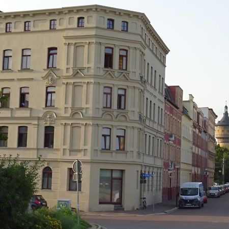 Hostel Im Medizinerviertel Halle  Bagian luar foto