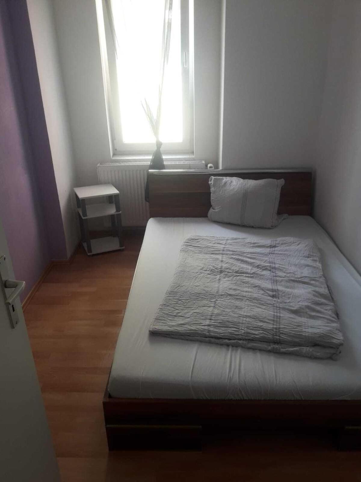 Hostel Im Medizinerviertel Halle  Ruang foto