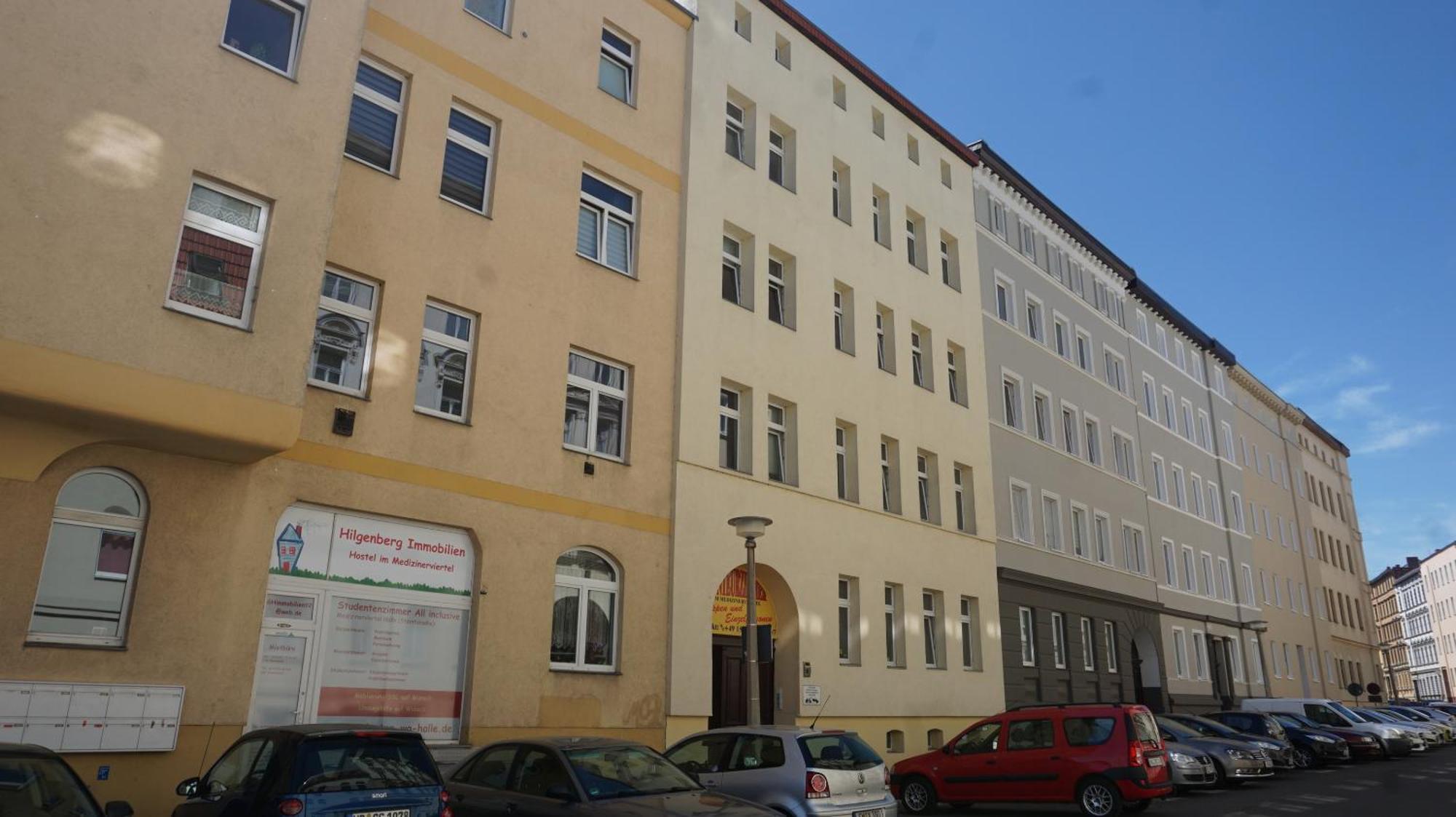 Hostel Im Medizinerviertel Halle  Bagian luar foto