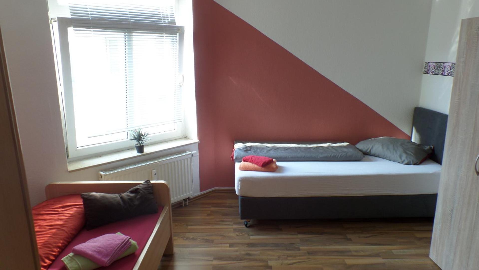 Hostel Im Medizinerviertel Halle  Bagian luar foto