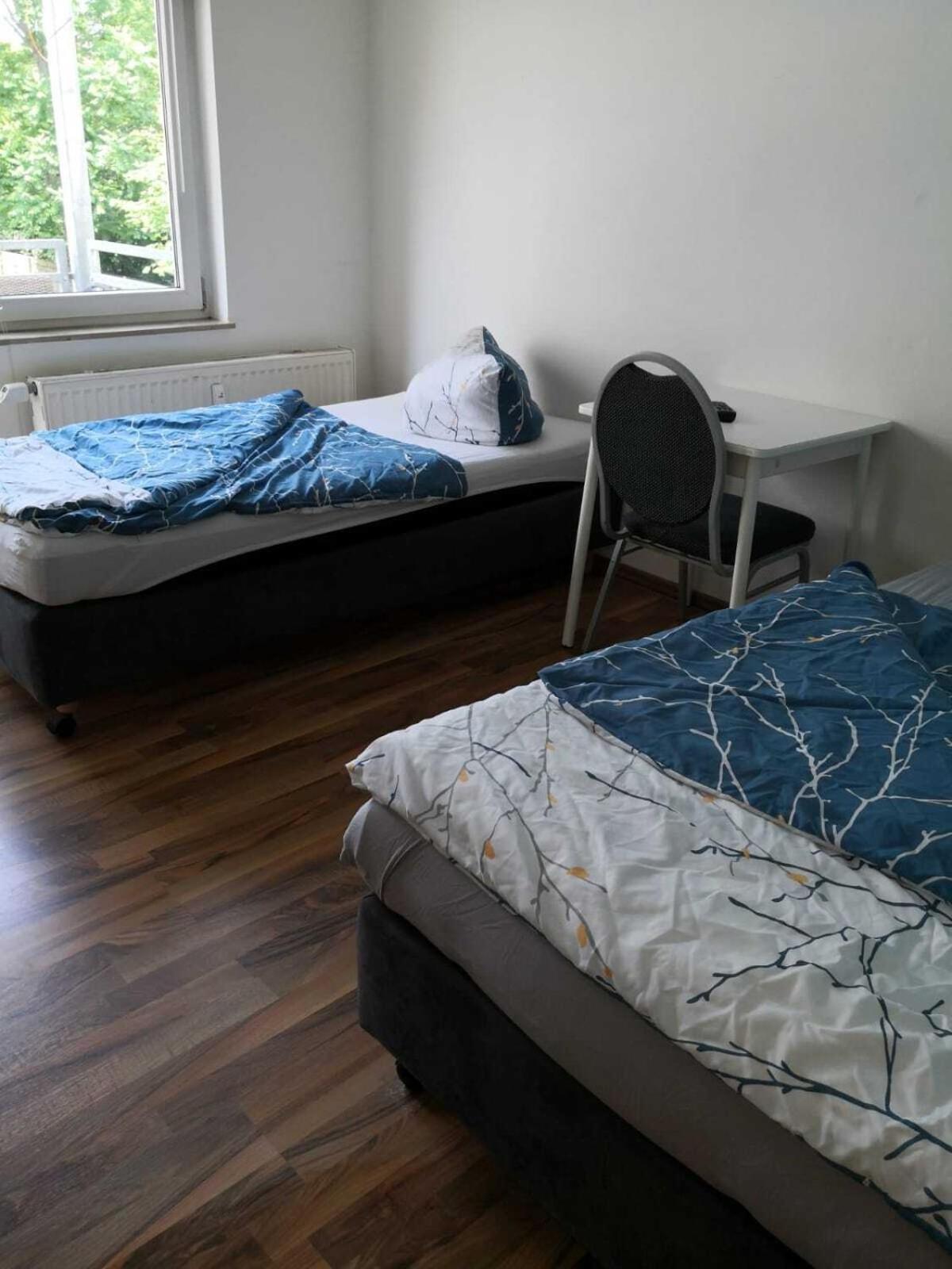 Hostel Im Medizinerviertel Halle  Bagian luar foto