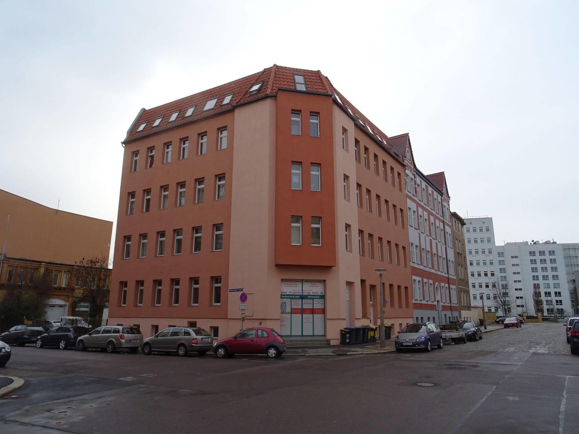 Hostel Im Medizinerviertel Halle  Bagian luar foto